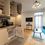 公寓 Cozy Terrace & Free Parking In The Heart Of 里加