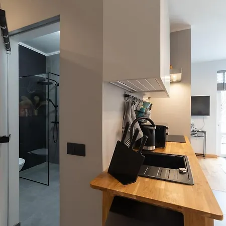 Cozy Terrace & Free Parking In The Heart Of *