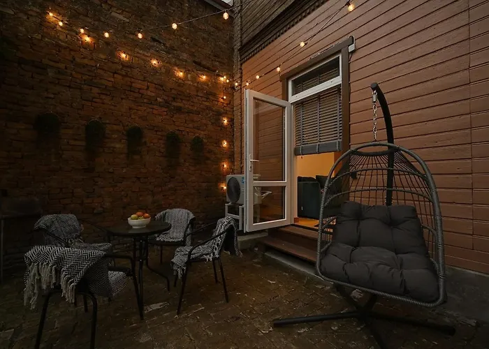 Cozy Terrace & Free Parking In The Heart Of *