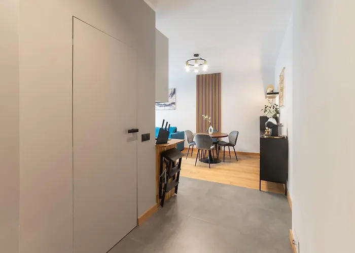 Cozy Terrace & Free Parking In The Heart Of Apartamento *