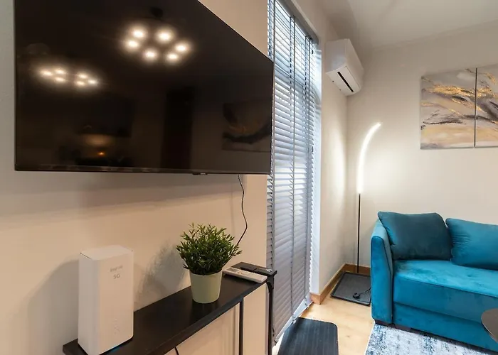 Cozy Terrace & Free Parking In The Heart Of Riga